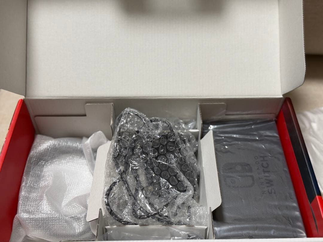美品)ニンテンドースイッチ 本体Nintendo Switch (箱付)ドック付