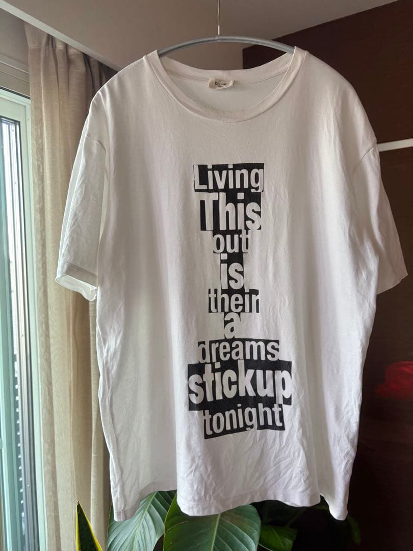 セリーヌ 2X69L671Q ダッシュスノーメッセージ プリントTシャツ