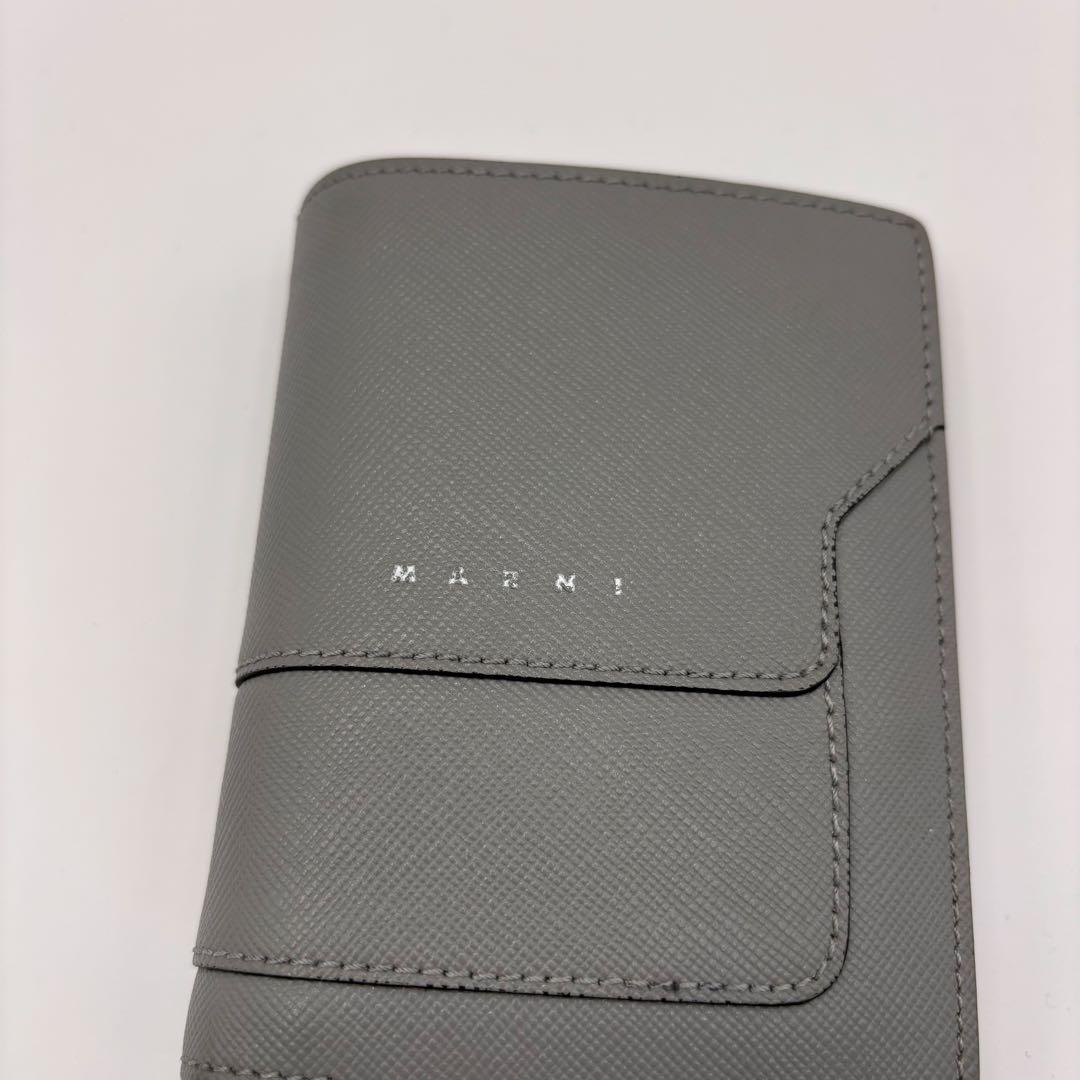 MARNI 二つ折り財布　グレー　レザー　サフィアーノ　灰色　マルニ　財布