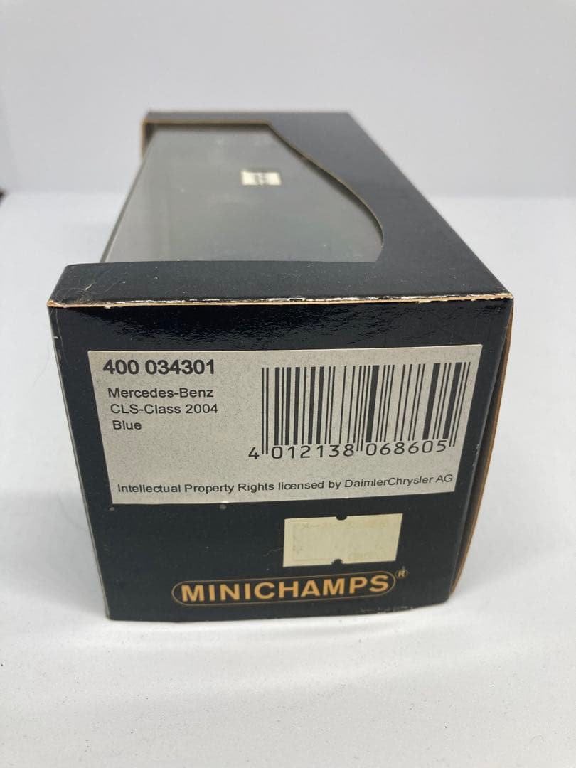 MINICHAMPSメルセデス・ベンツCLS-Klasse2004 青　1/43