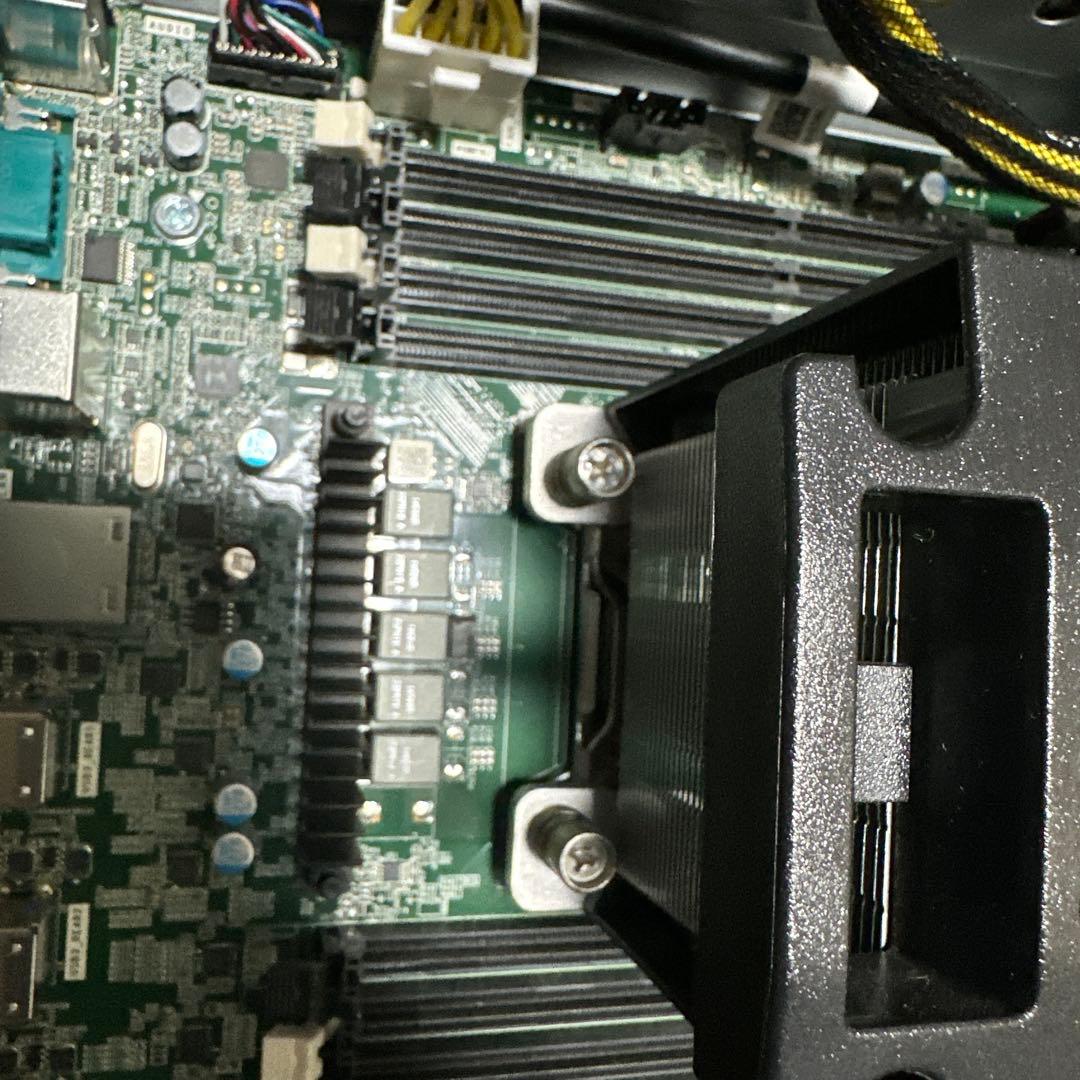 V*m様 DELL Precision 5820 XEON W-2123