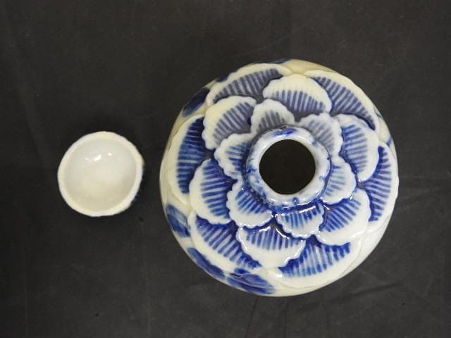 瀬戸蓋物牡丹茶入　MA699