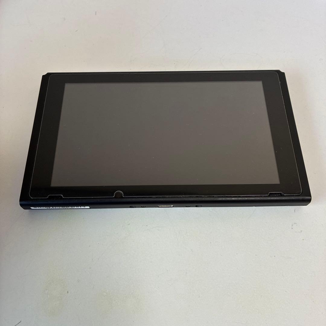 8 Nintendo Switch 本体　ジャンク