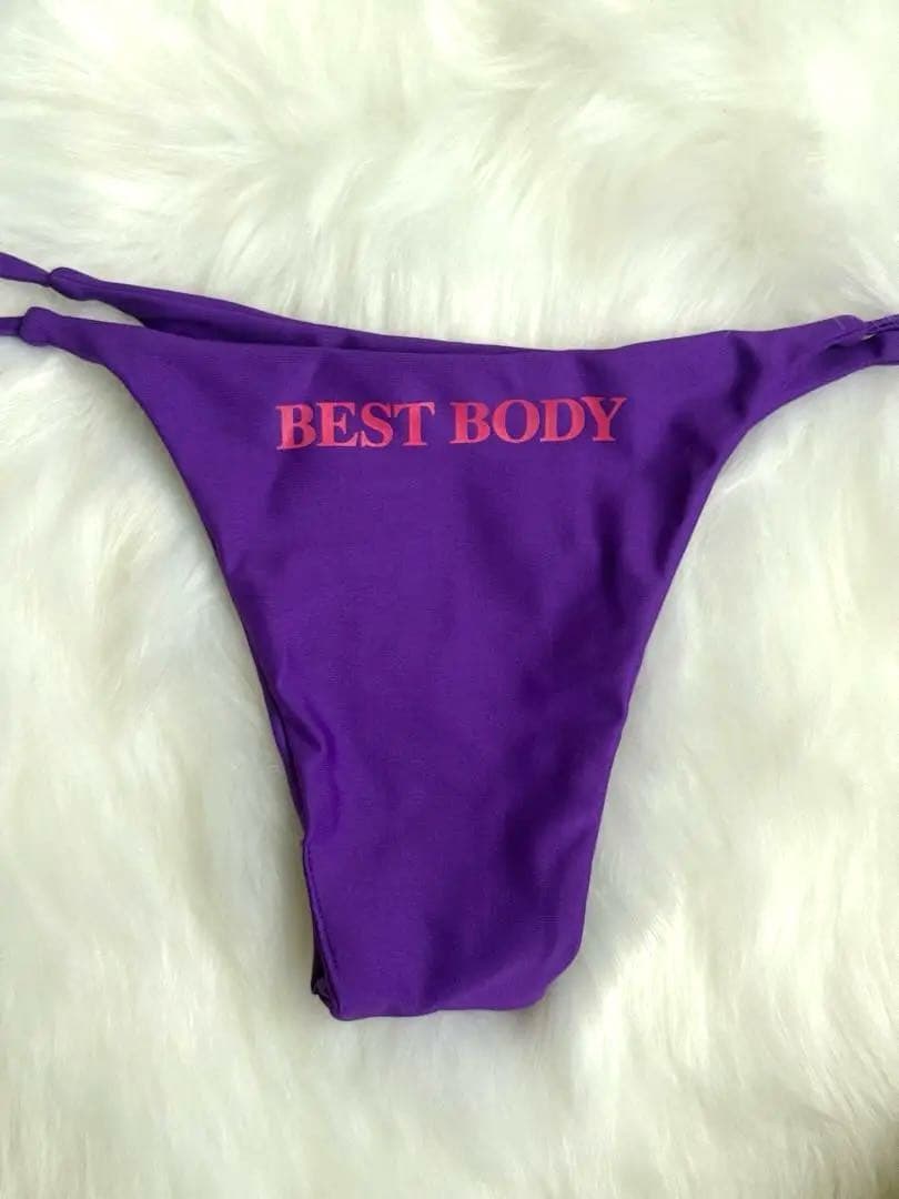 紫の三角ビキニ BEST BODY