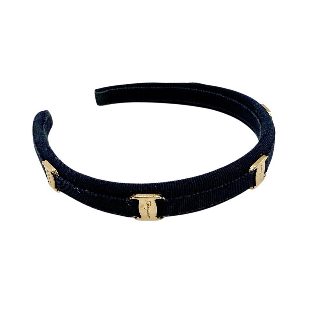 美品✨Ferragamo フェラガモ　カチューシャ　ヴァラリボン　ブラック