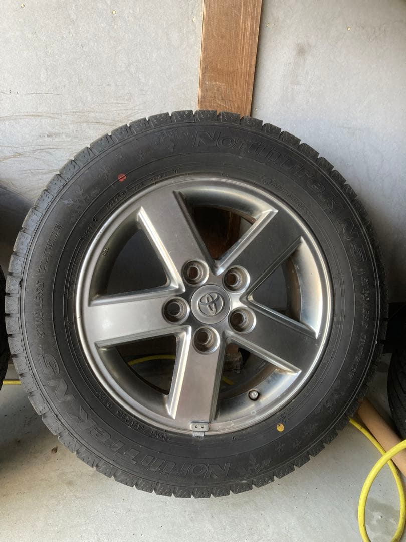 桃ひろさん専用④2023年バリ山！ノーストレックN5 195/65R15 ノア等