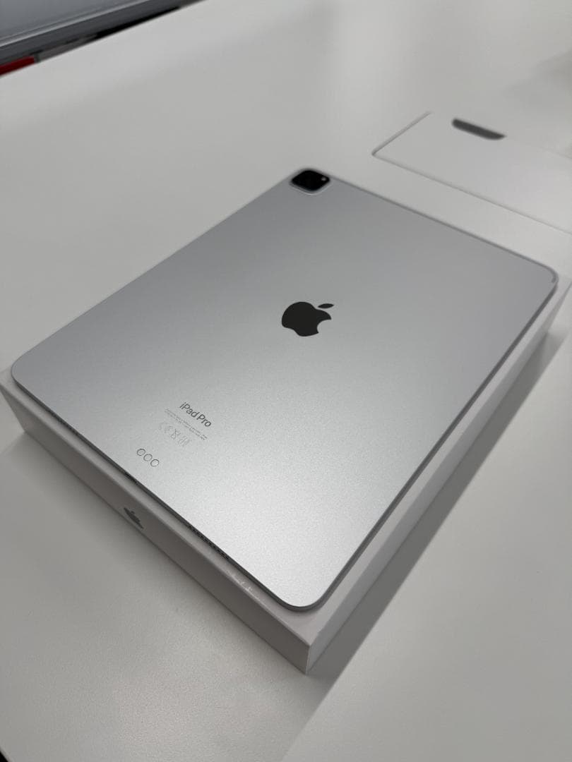【未使用】M2 iPad Pro 第6世代 12.9インチ 128GB