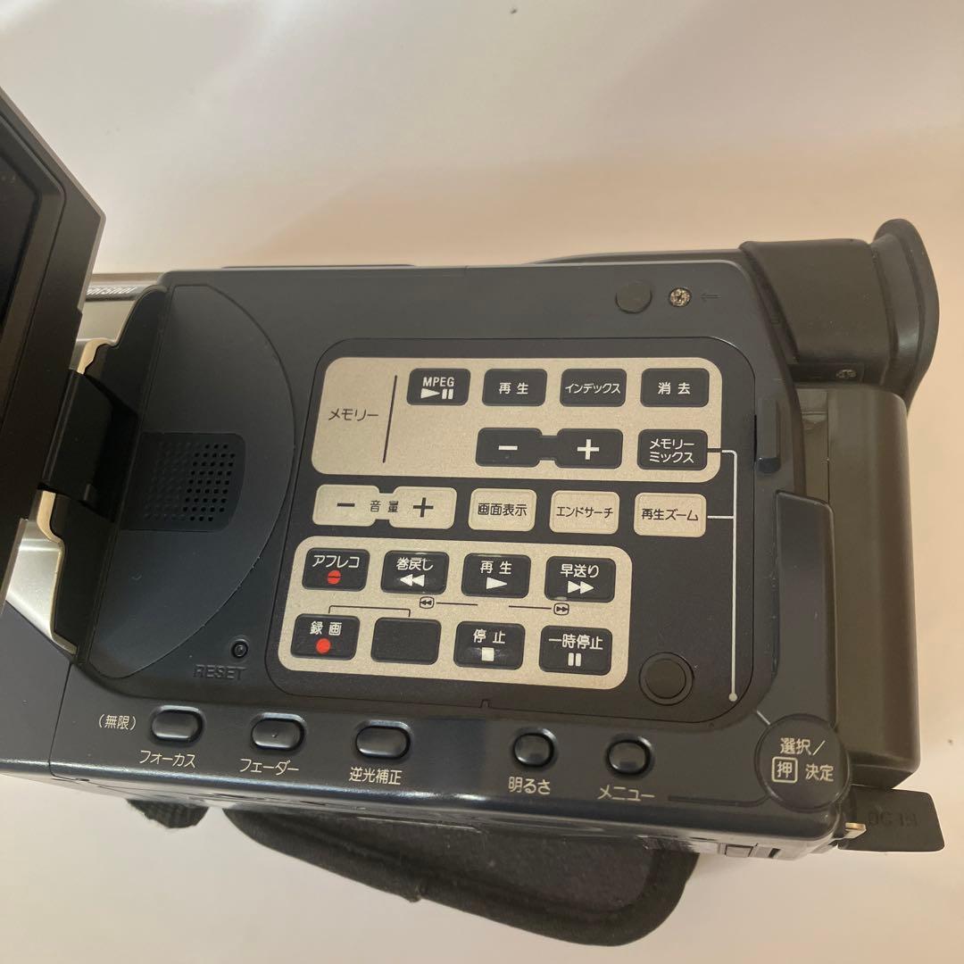 SONY　DCR-TRV17 ビデオカメラ