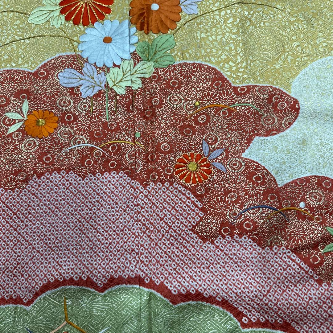 桜のマーチ　桶絞り 染め分け 総刺繍 金彩 振袖