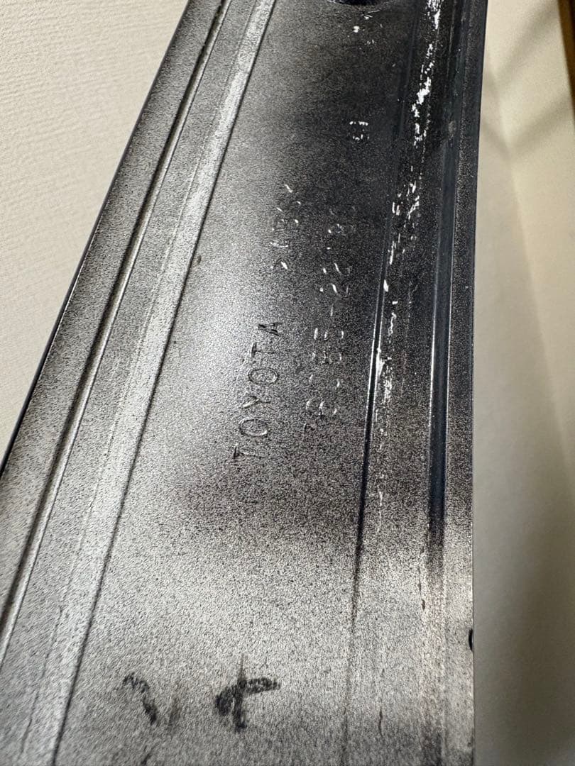 純正マークX130トランクスポイラー
