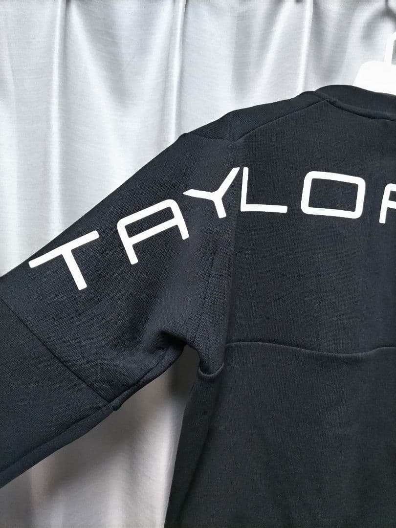 テーラーメイド　ビックロゴ　防風　ニット　セーター　黒