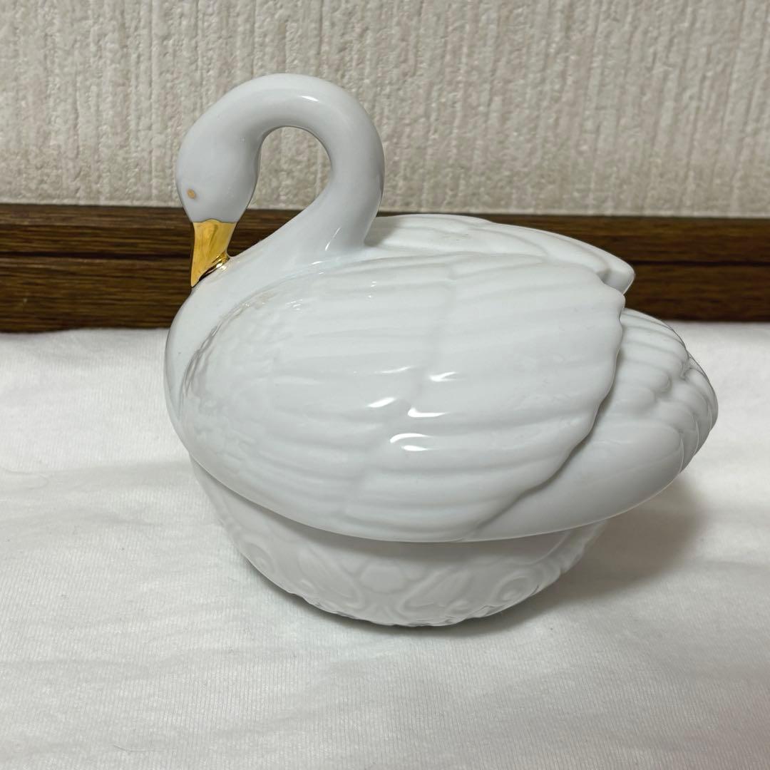 mou✳︎美品✳︎白鳥ポットチーク リミテッド エディション ローズ ラデュレ