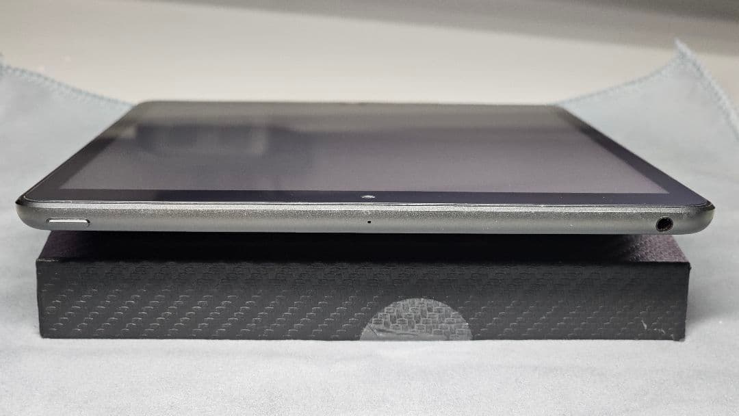 iPad 第8世代32GB Wi-Fi スペースグレイ