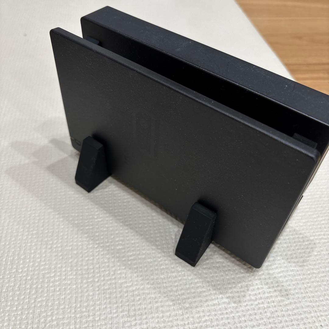 とも出品