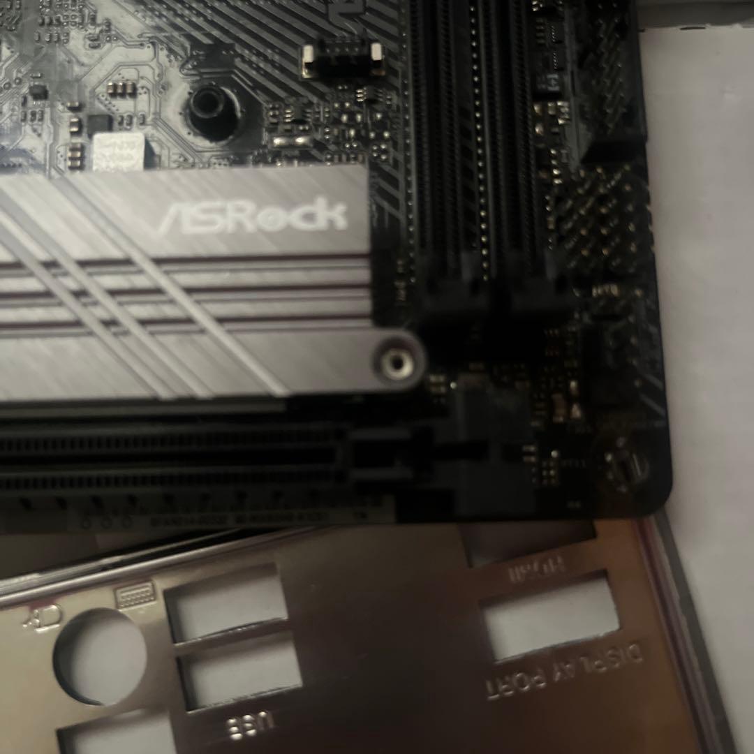 ASRock B550M-ITX/ac マザーボード 詳細要確認