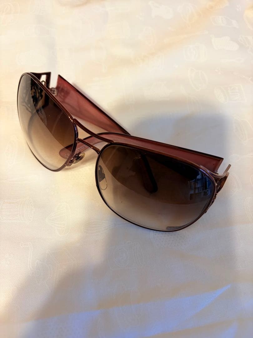 GUCCIサングラスGG2827/S
