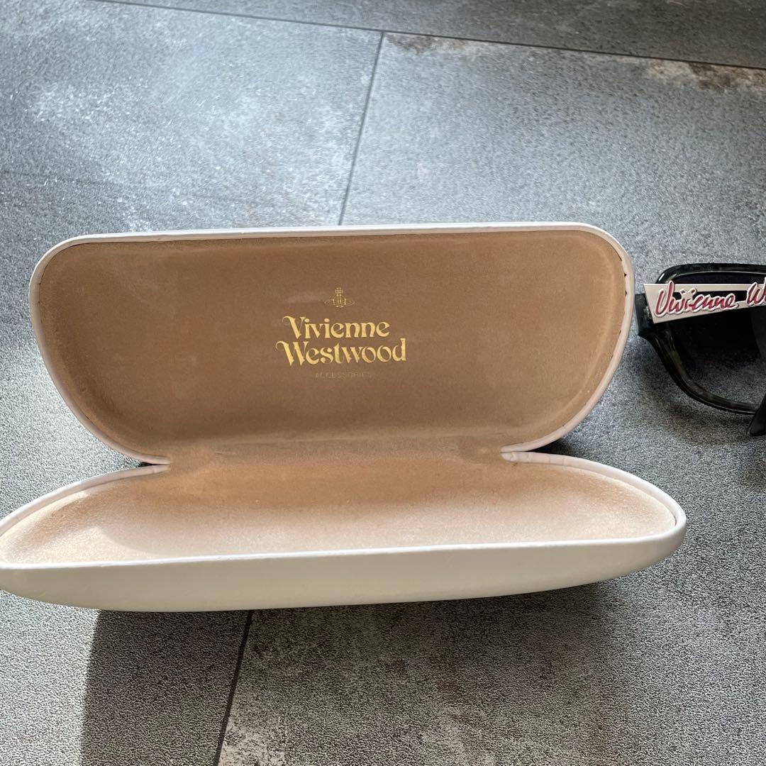Vivienne Westwood オーバーサイズサングラス