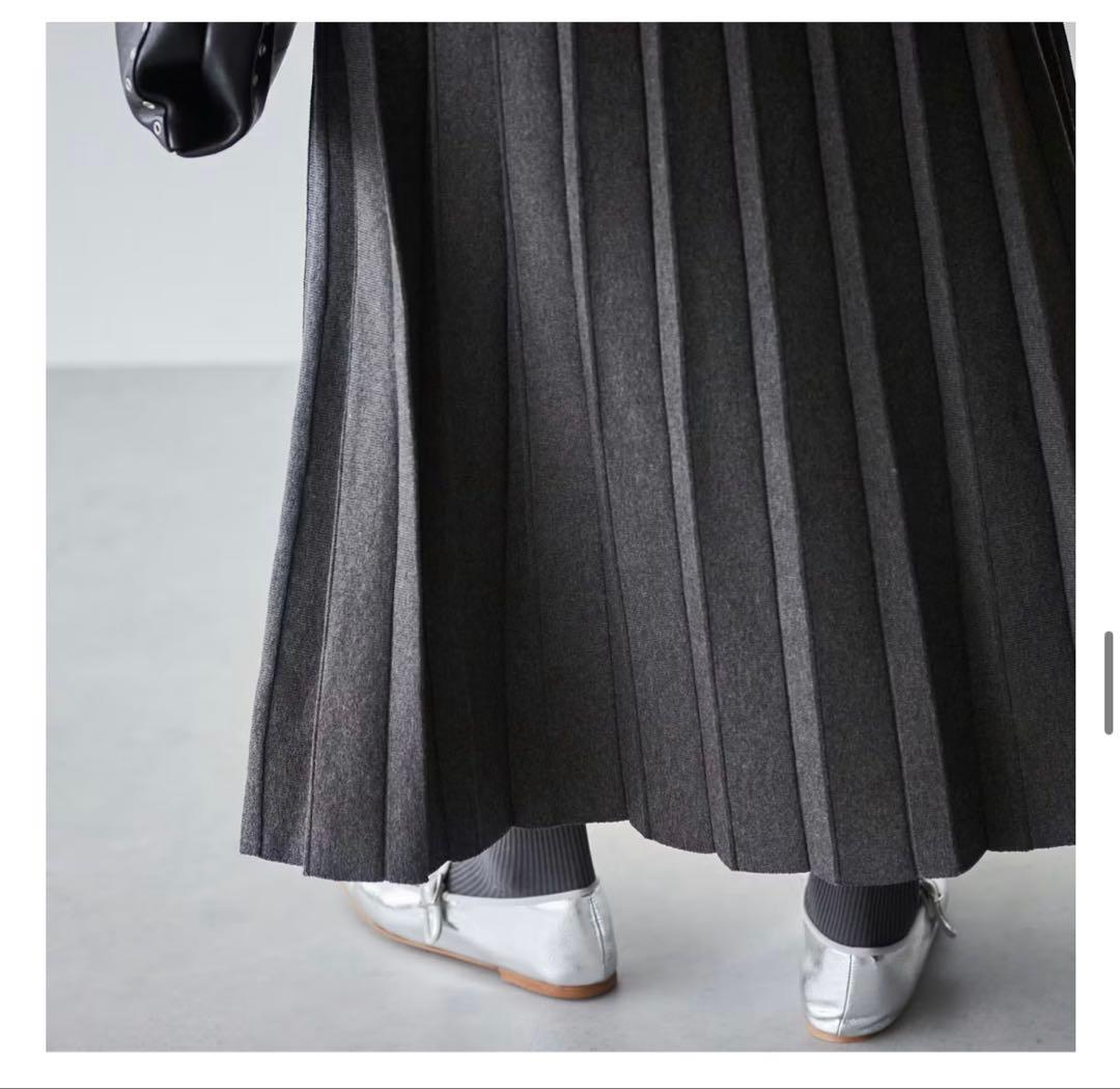 【着用1回】「ひらり、ときめく」ワザあり編み地のニットプリーツスカート