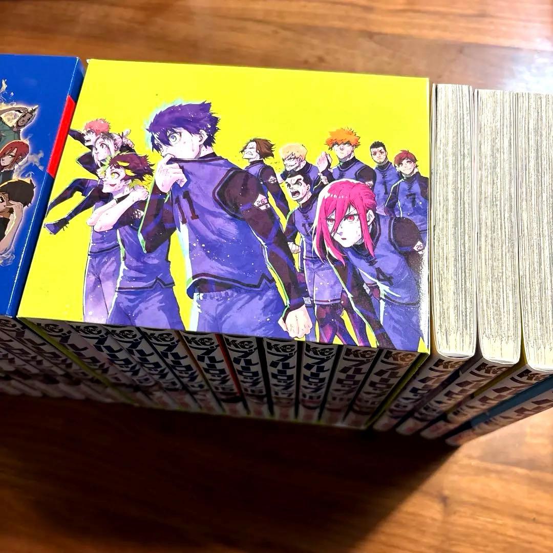 ブルーロック　1〜24巻　化粧箱付き　【バラ売り不可】