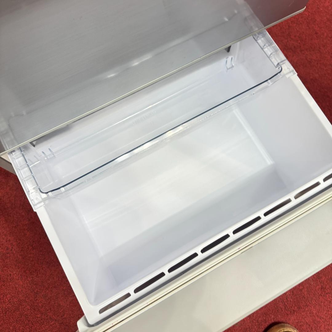 (30)都内23区配送無料　美品AQUA 3ドア冷蔵庫 272L　 2018年製