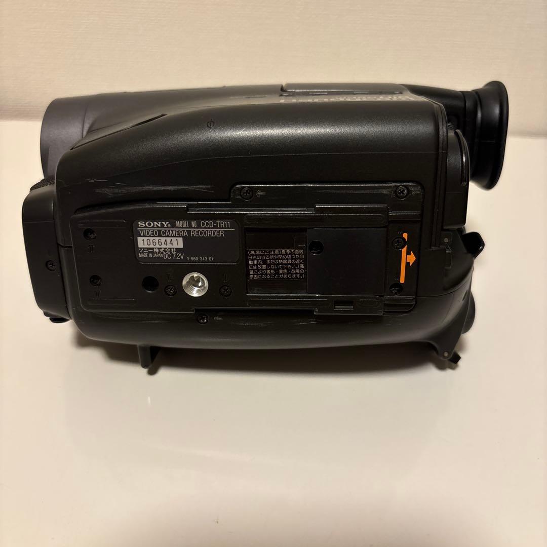 希少ソニー　CCD-TR11　8mmビデオカメラ　ハンディカム VideoHi8