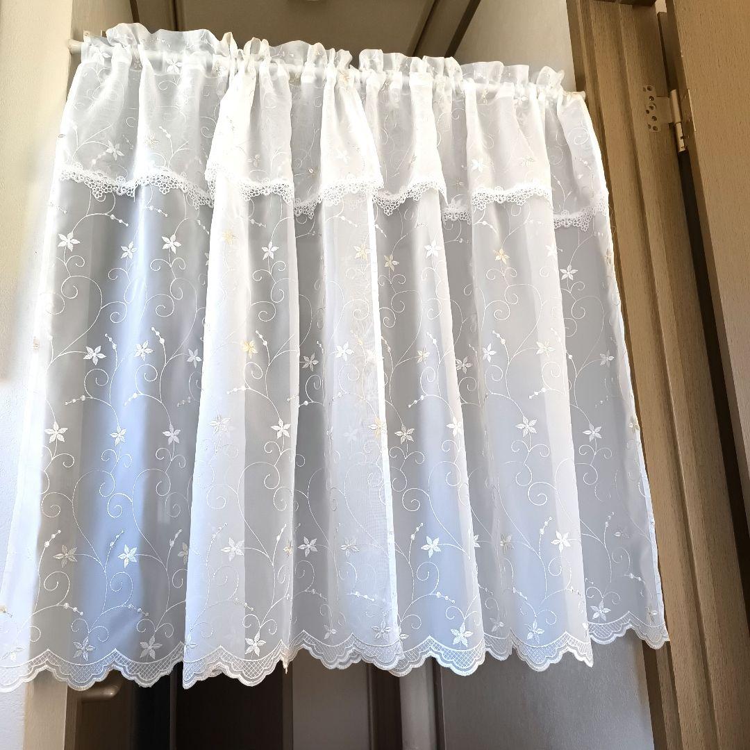 カフェカーテン【gëm様オーダー品　花柄刺繍トルコレースダブルデザイン　】