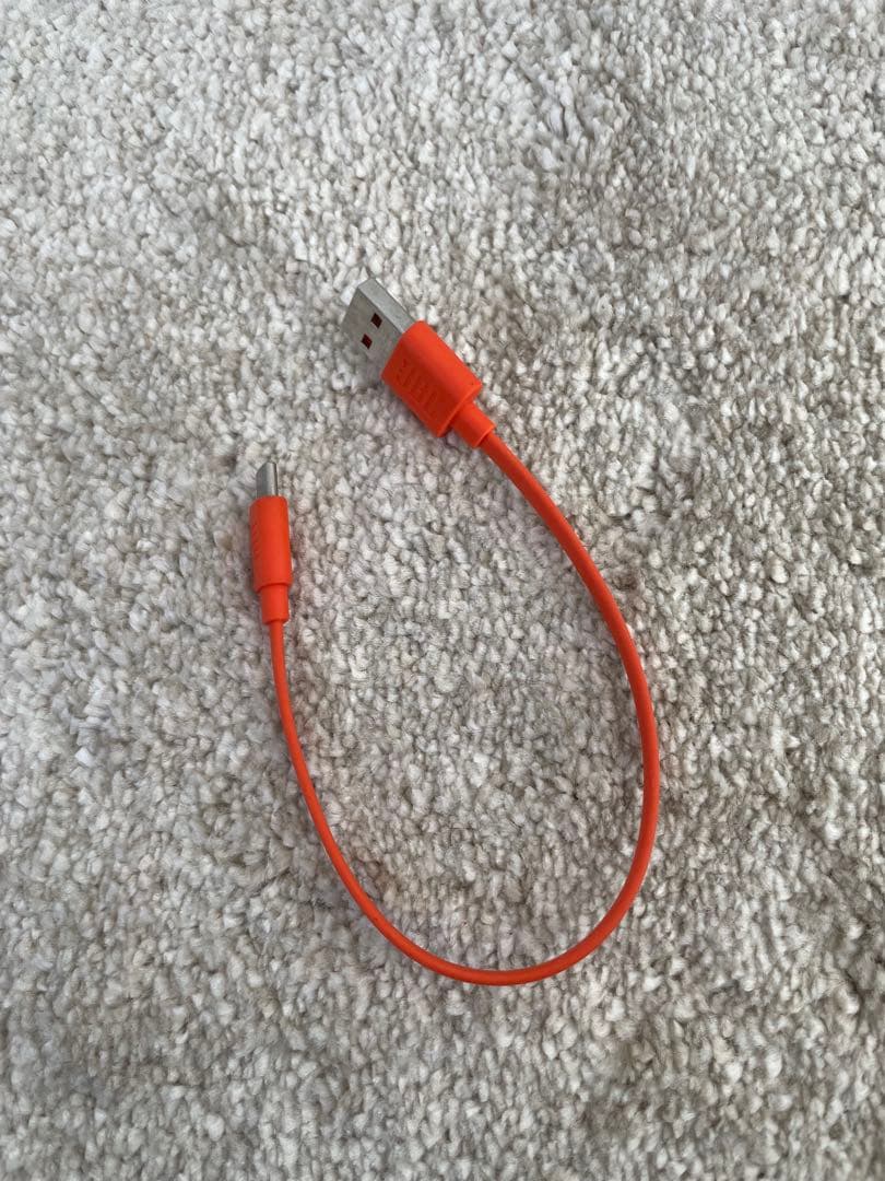 JBL ワイヤレスイヤホン ピンク 充電ケース付き