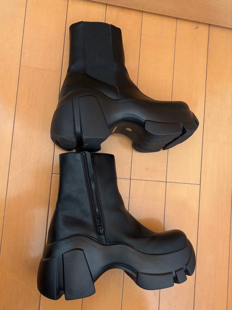 sly COLOR SOLE SHORT ブーツ