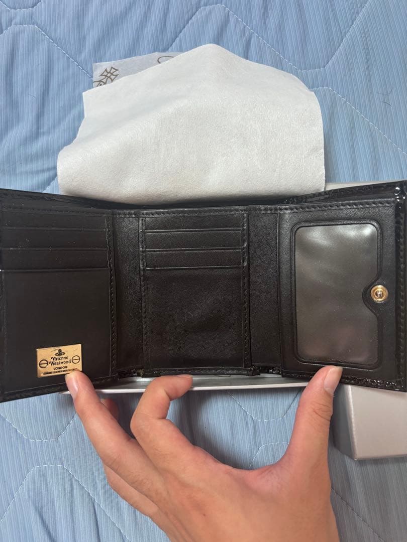Vivienne Westwood ブラック三つ折り財布 箱あり