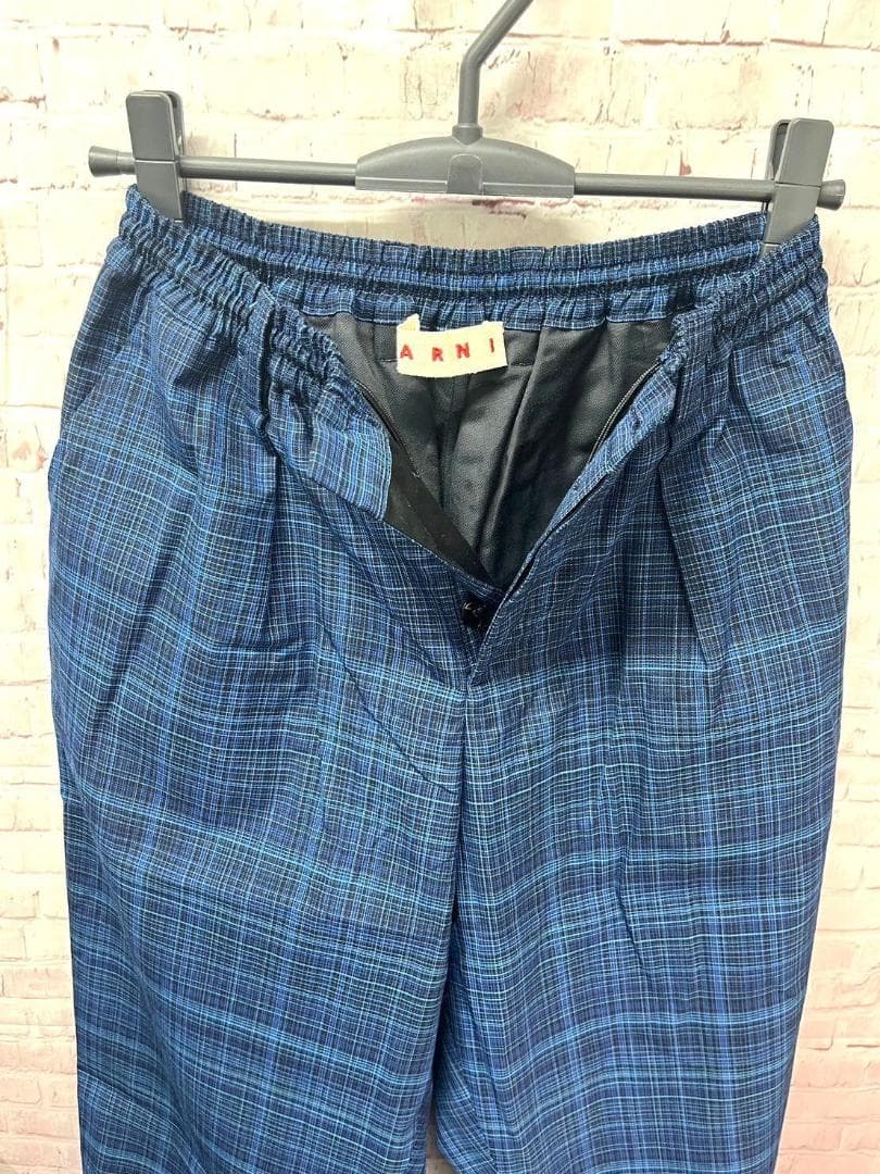 【極美品】MARNI　コットンギャバジンシャーリング1Pテーパードパンツ　44