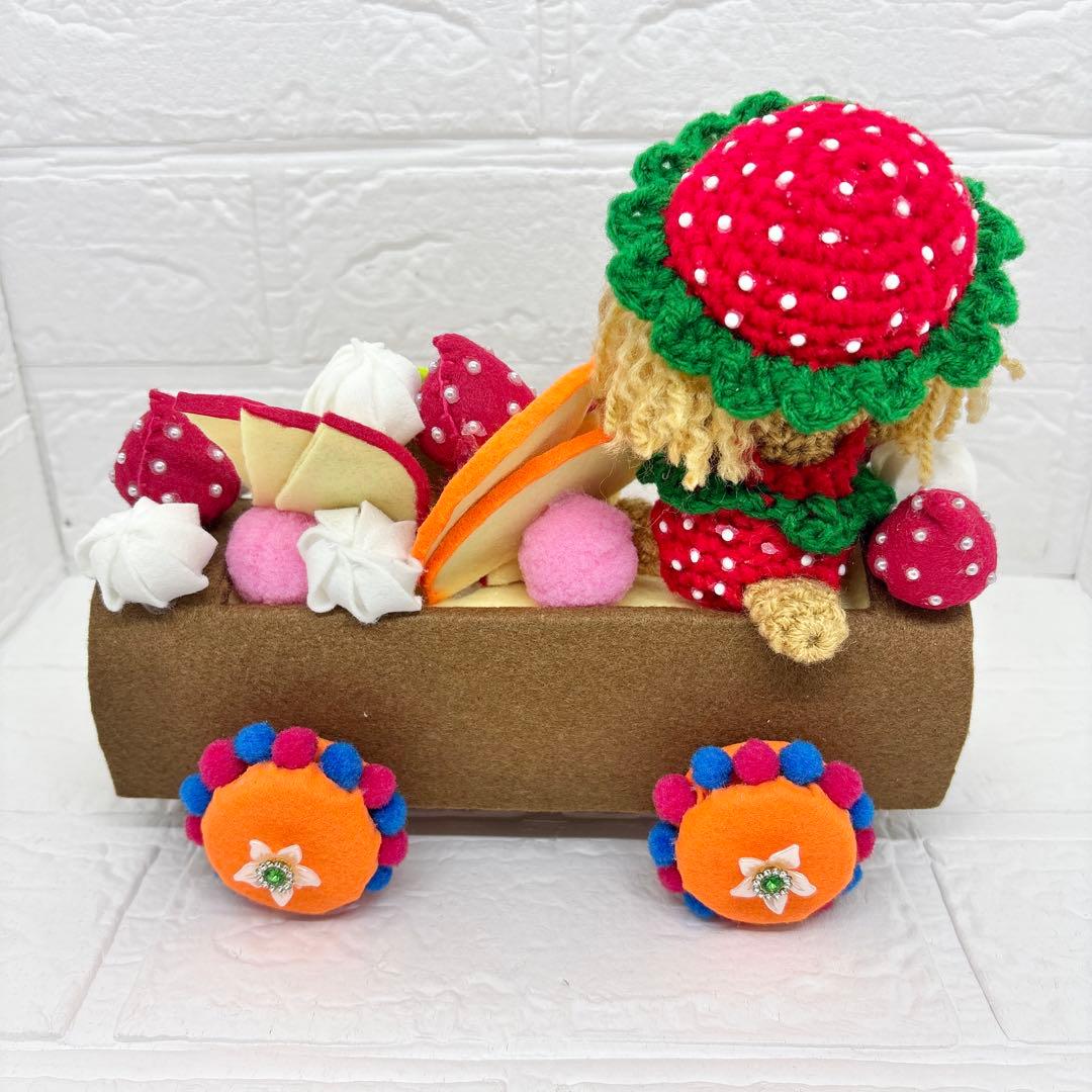 ゆら　ハンドメイド　ロールケーキの車　あみぐるみ　871