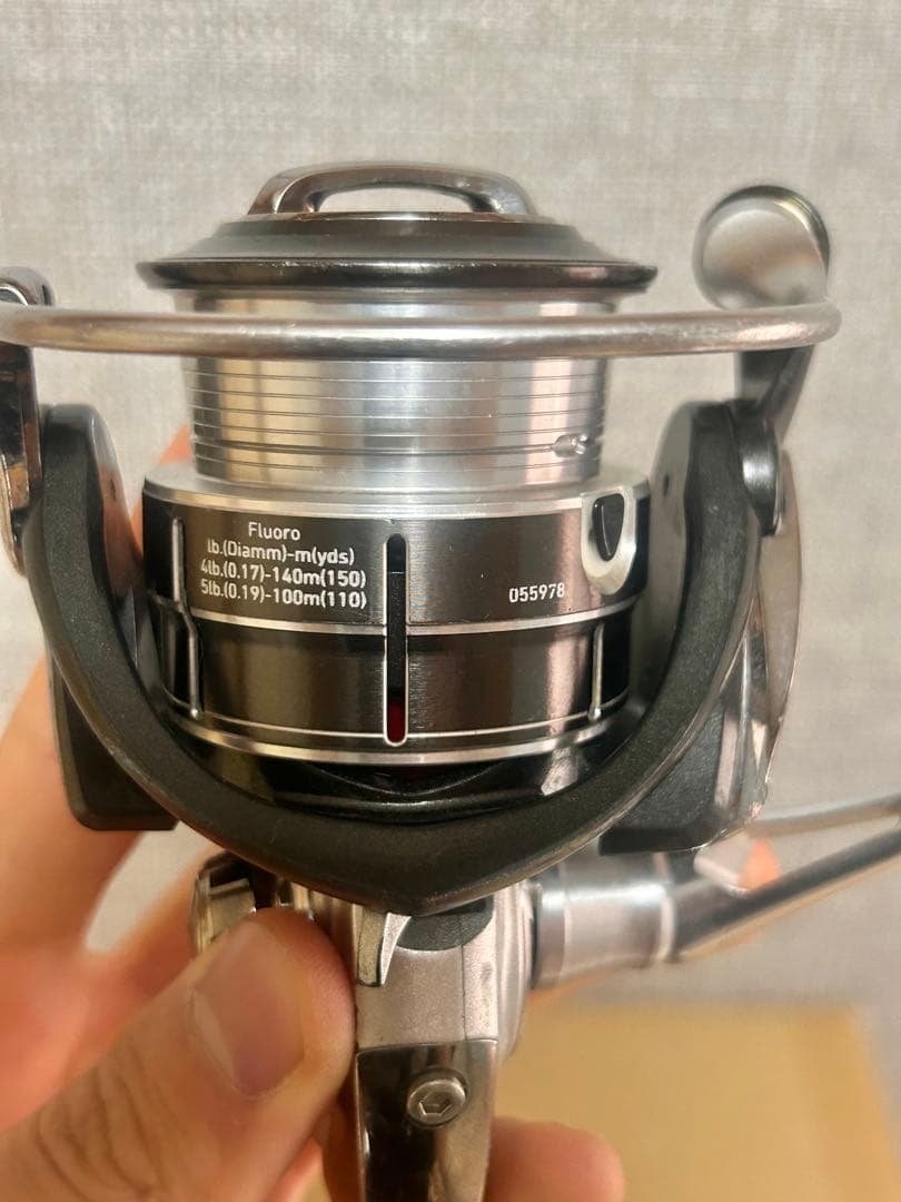 ダイワ 14イグニス 2505H TYPE-R スピニングリール