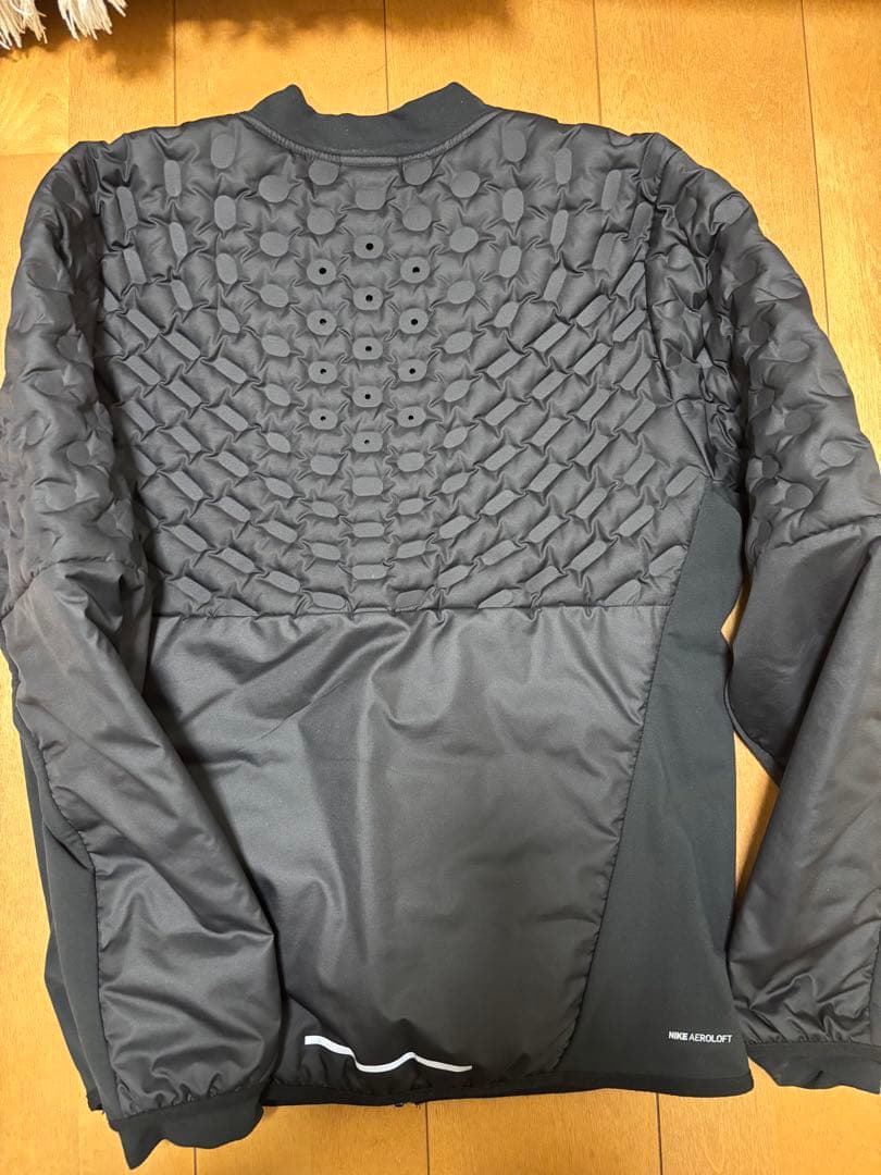 Nike Aeroloft セットMサイズ