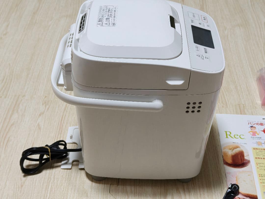 【中古】Panasonic ホームベーカリー SD-MT2ホワイト