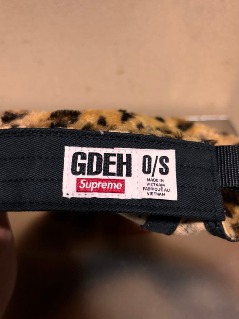 Supreme×good enoughコラボキャップ　レオパード柄