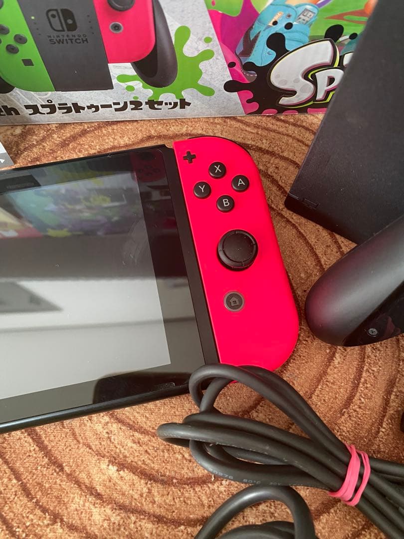 Nintendo Switch ニンテンドースイッチ本体　スプラトゥーンカラー