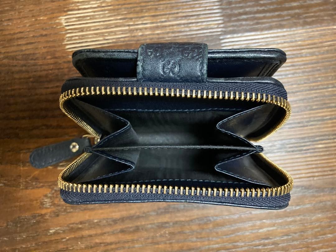 GUCCI GGパターン 二つ折り財布 ネイビー