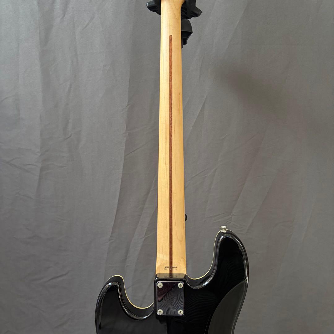 ポメ太郎 様Fender Japan Aerodyne Jazz Bass
