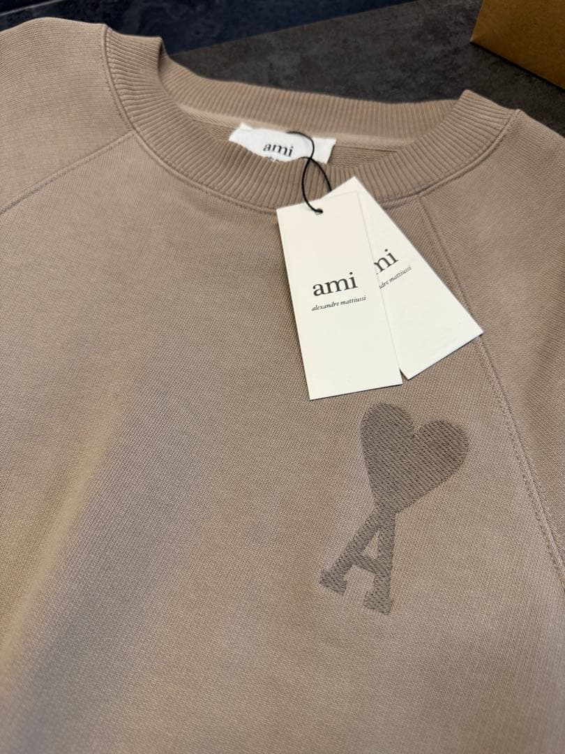 トップス ami