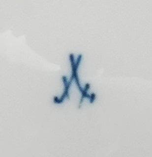 マイセン　ボタン剣時代の絵皿　1820 ～ 1924