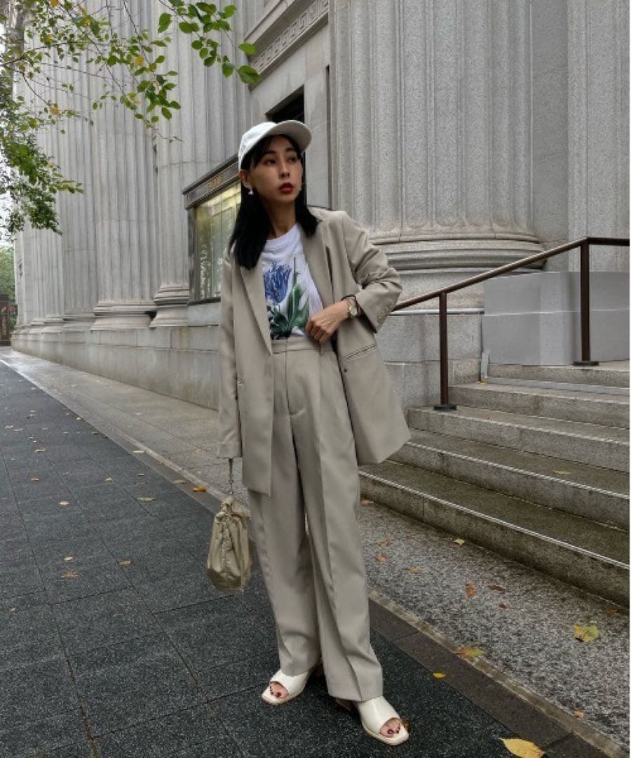 【新品タグ付き】Ameri POLITE LIGHT JACKET