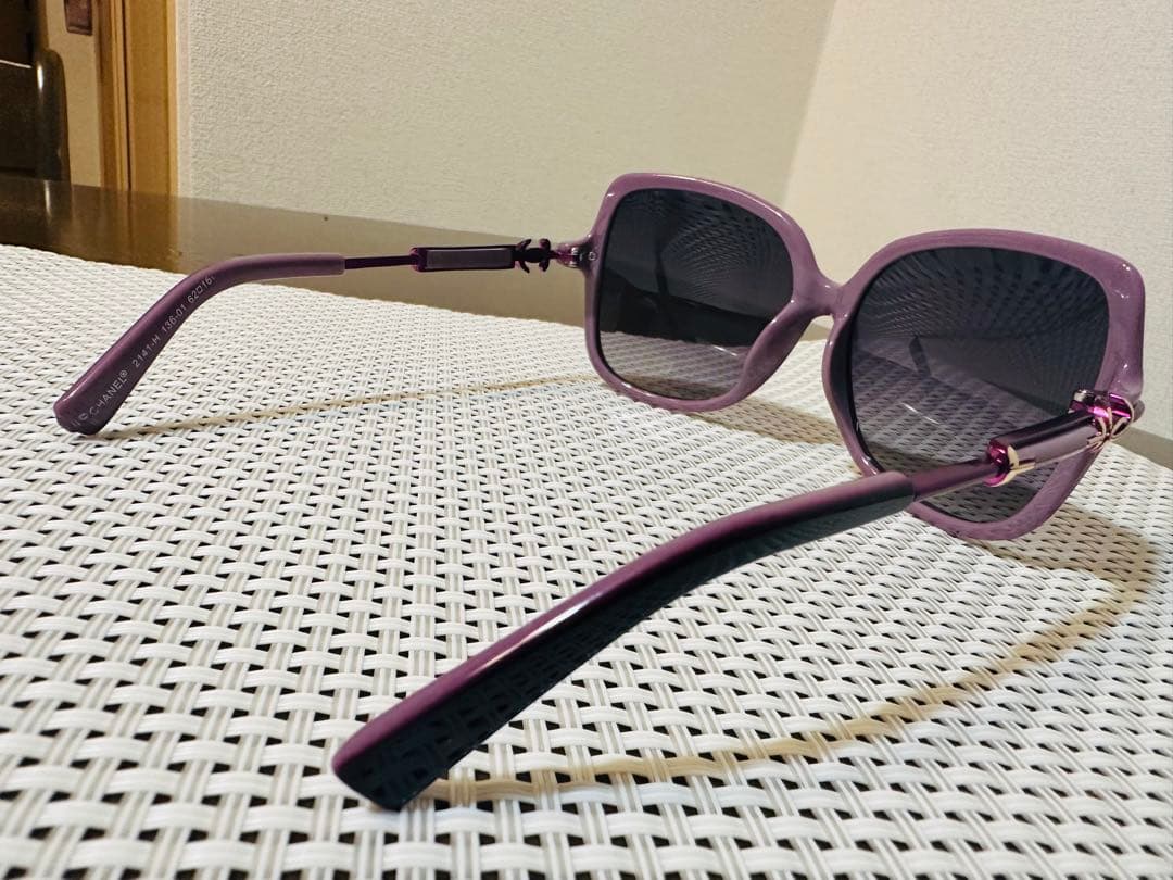 CHANEL キャットアイ サングラス 大きめ
