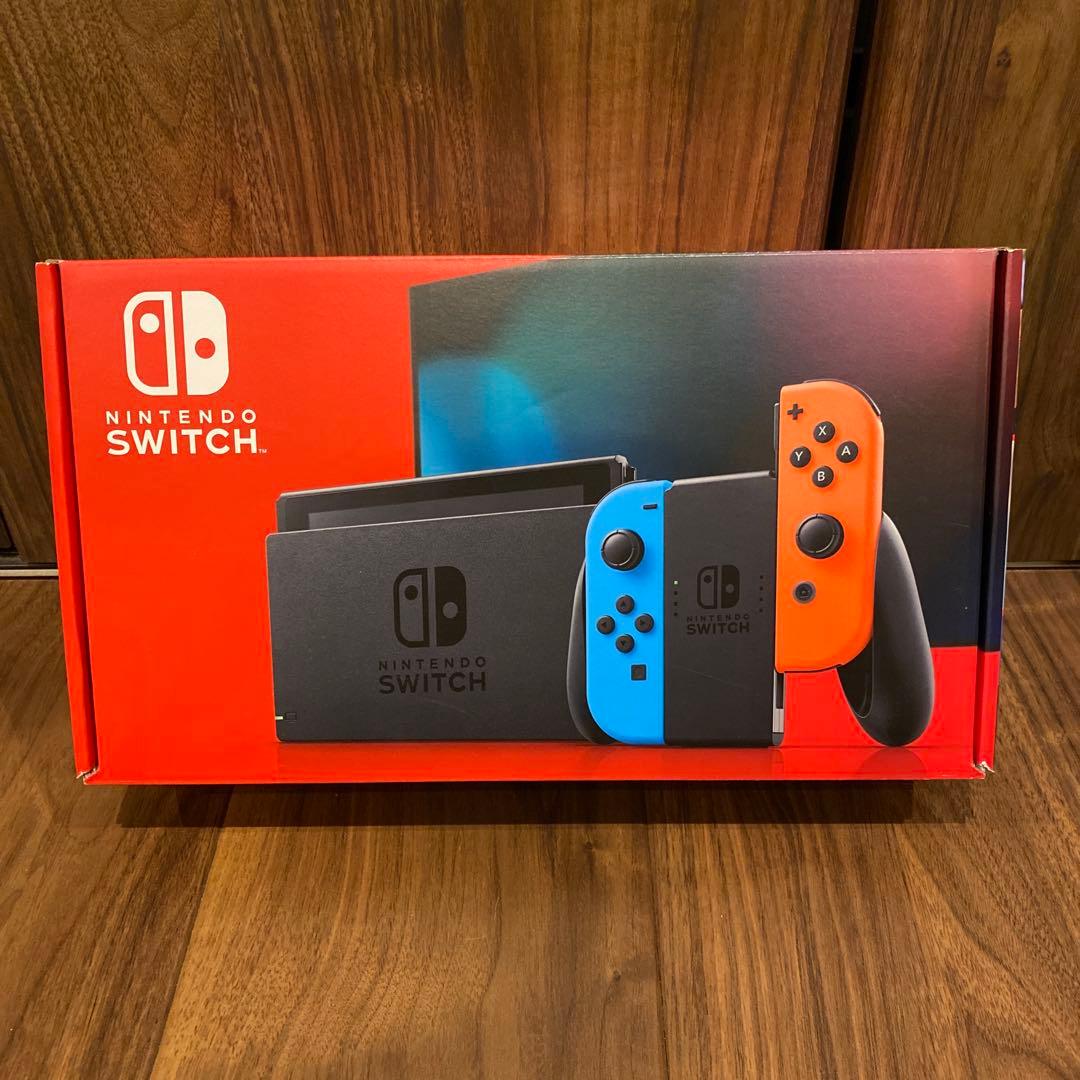 Nintendo Switch 本体（ネオンブルー・レッド）
