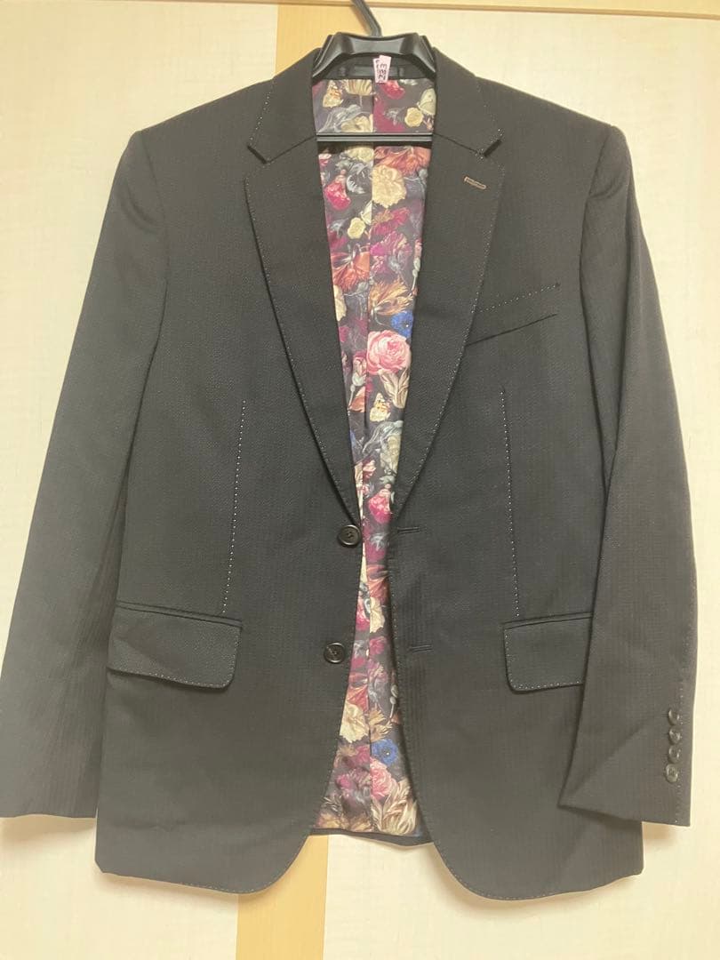Paul Smithフラワーパターン内側　スーツ