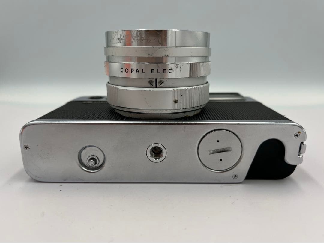 【完動品/返品保証】Yashica Electro 35 ・フィルムカメラ