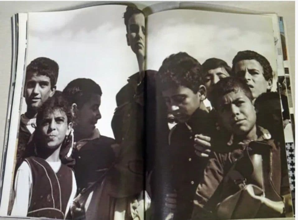サイン入り Emporio Armani Magazine N.1 Africa