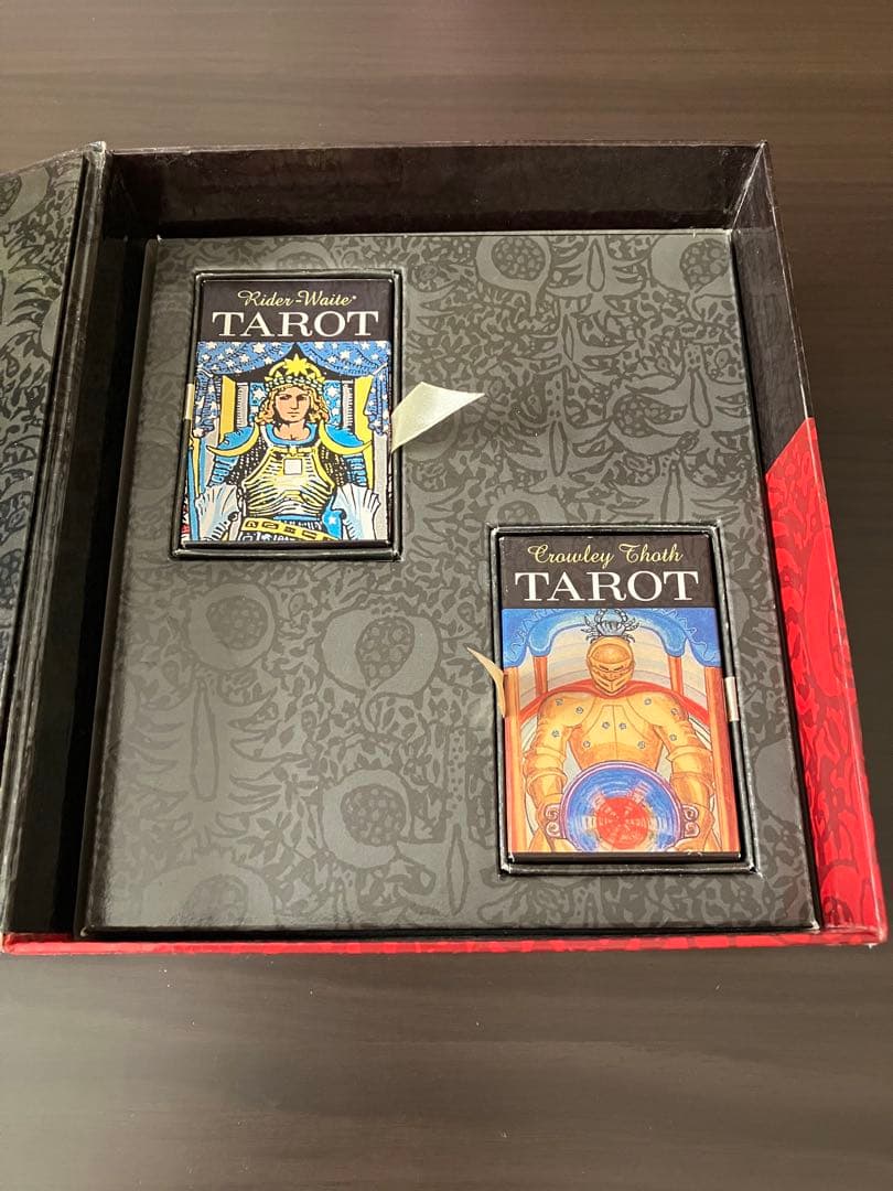 タロット　The Camplete TAROT KIT