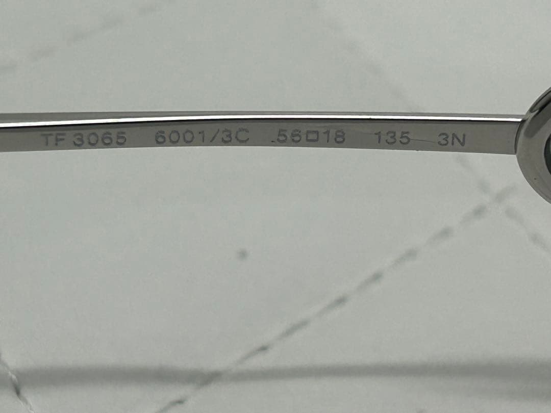 【ほぼ未使用美品】Tiffany&Co. ティファニー サングラス TF3065