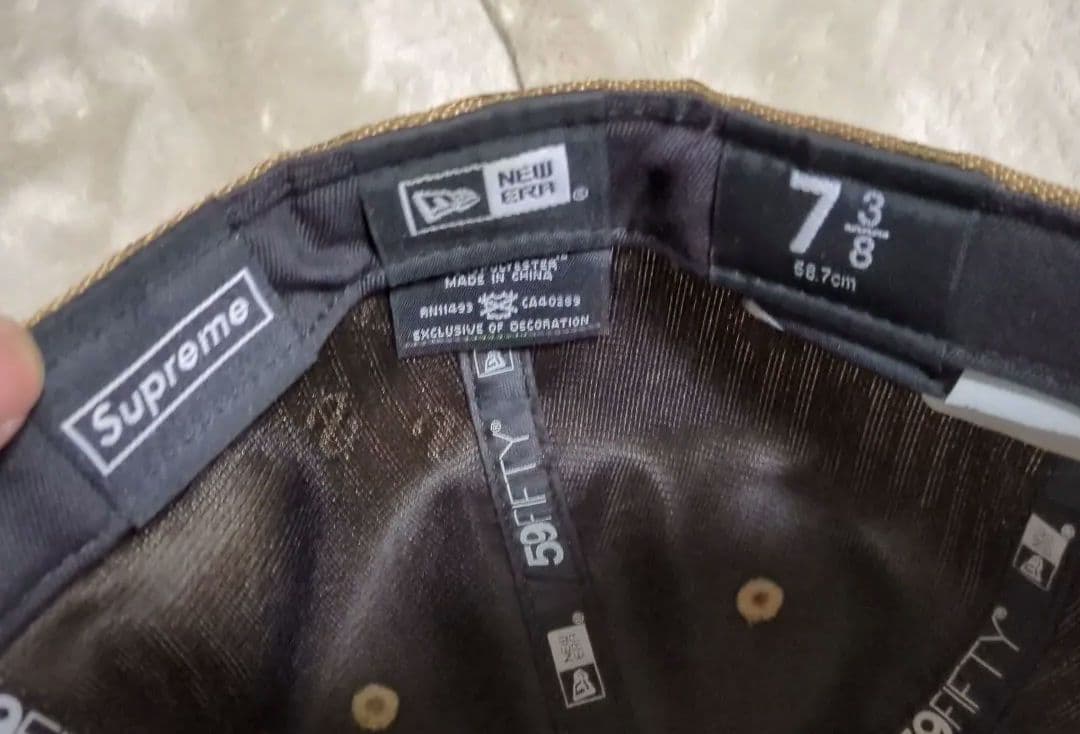 美品　キムタク着用　SUPREME ニューエラ　モノグラムキャップ