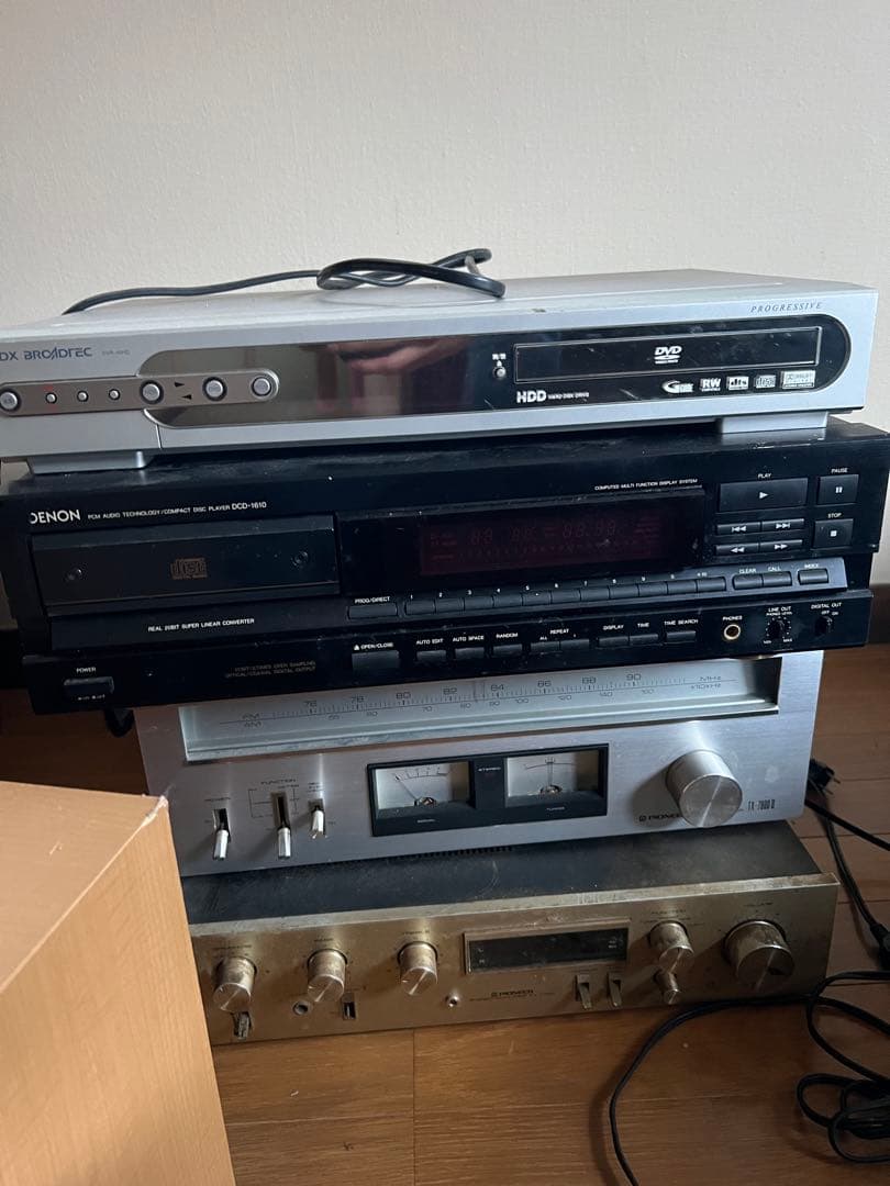 LUXMAN Victor Pioneerなど大量のアンプとスピーカー